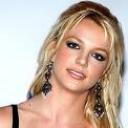 Britney Spears inclinada a la Derecha