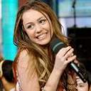 Miley Cyrus Cantando