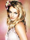 Britney Spears con una rosa en la cabeza