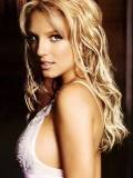 Britney Spears con Mirada Desafiante