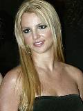 Britney Spears con Blusa Negra sin Tirantes