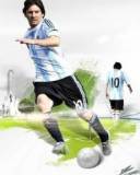 Messi pateando el Balón