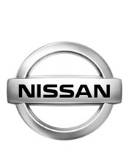 Logo Nissan sobre Fondo Blanco