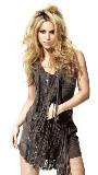 Shakira con vestido de Colgantes