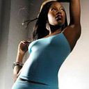 Jamelia con brazo Levantado