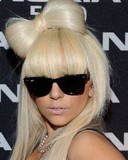 Lady Gaga con Gafas Oscuras