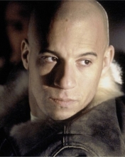 Vin Diesel de perfíl