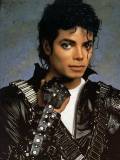 Michael Jackson con Traje de Gala