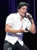 Chayanne cantando