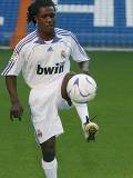 Drenthe juega con el Balón