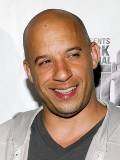 Vin Diesel sonríe a la Cámara