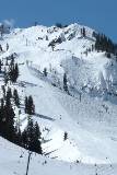 Una Montaña cubierta de nieve para celular